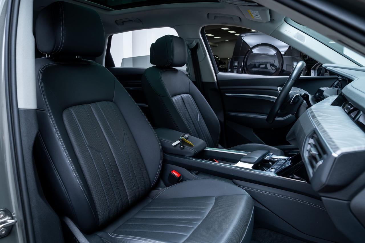 2024 Audi Q8 e-tron Premium Plus 1 Owner Bang &amp; Olufsen Sound Ventilated Seats Portland OR