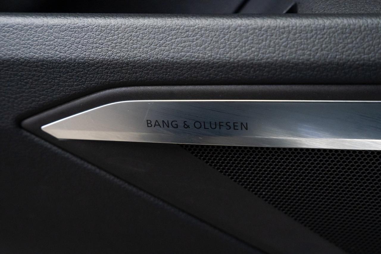 2024 Audi Q8 e-tron Premium Plus 1-Owner Bang &amp; Olufsen Tow Hitch Portland OR