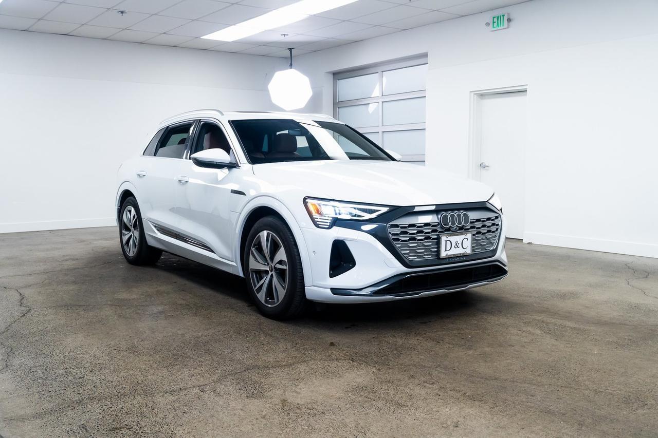 2024 Audi Q8 e-tron Premium Plus 1-Owner Bang &amp; Olufsen Tow Hitch Portland OR