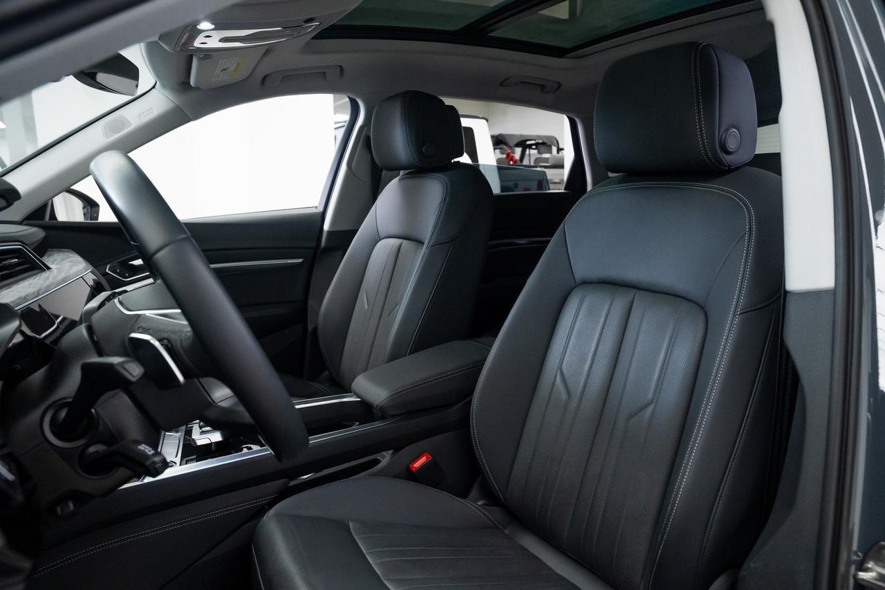 2024 Audi Q8 e-tron Premium Plus 1 Owner Vented Seats AC Charging Package Portland OR