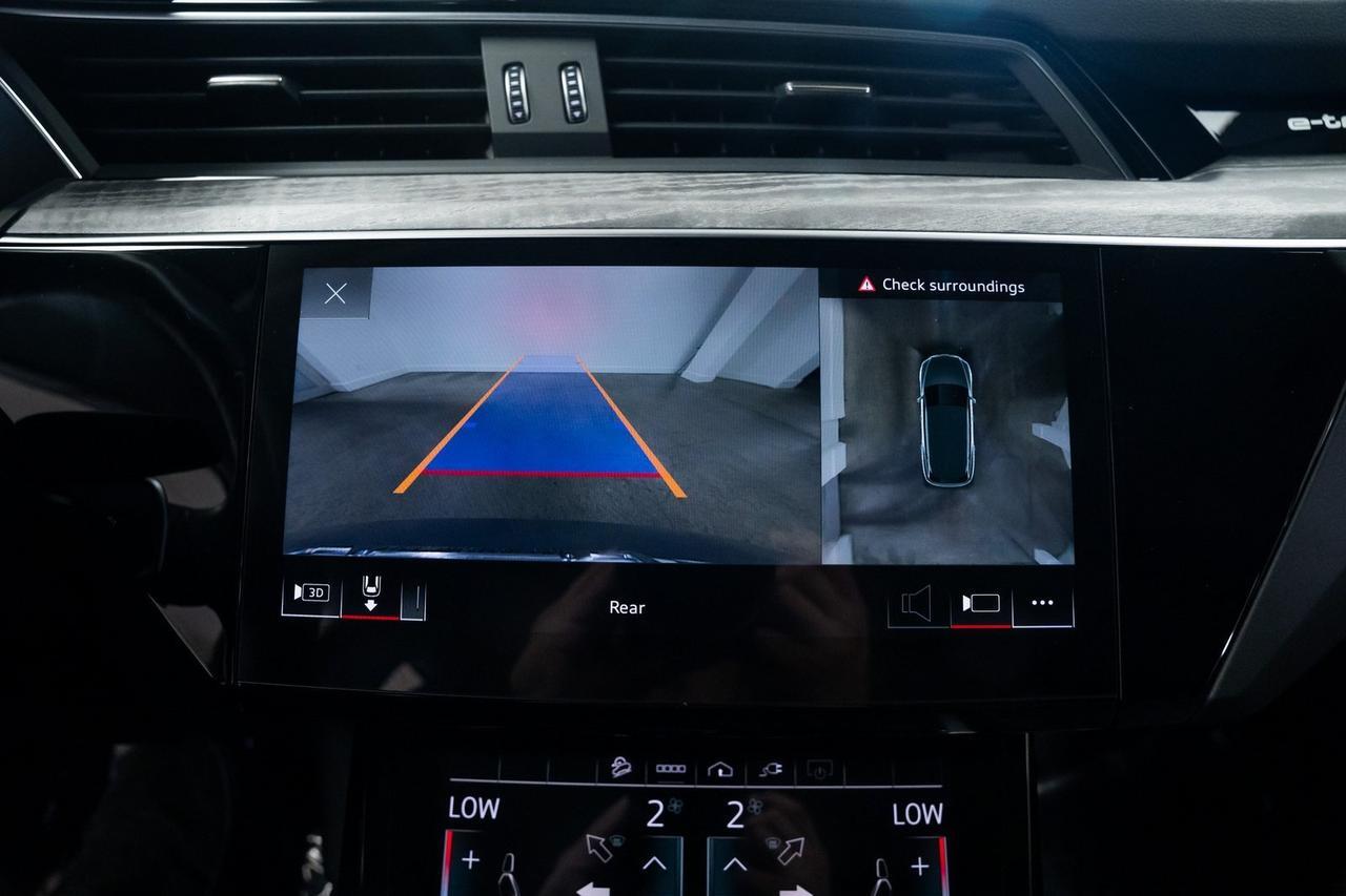 2024 Audi Q8 e-tron Premium Plus 1 Owner Vented Seats AC Charging Package Portland OR