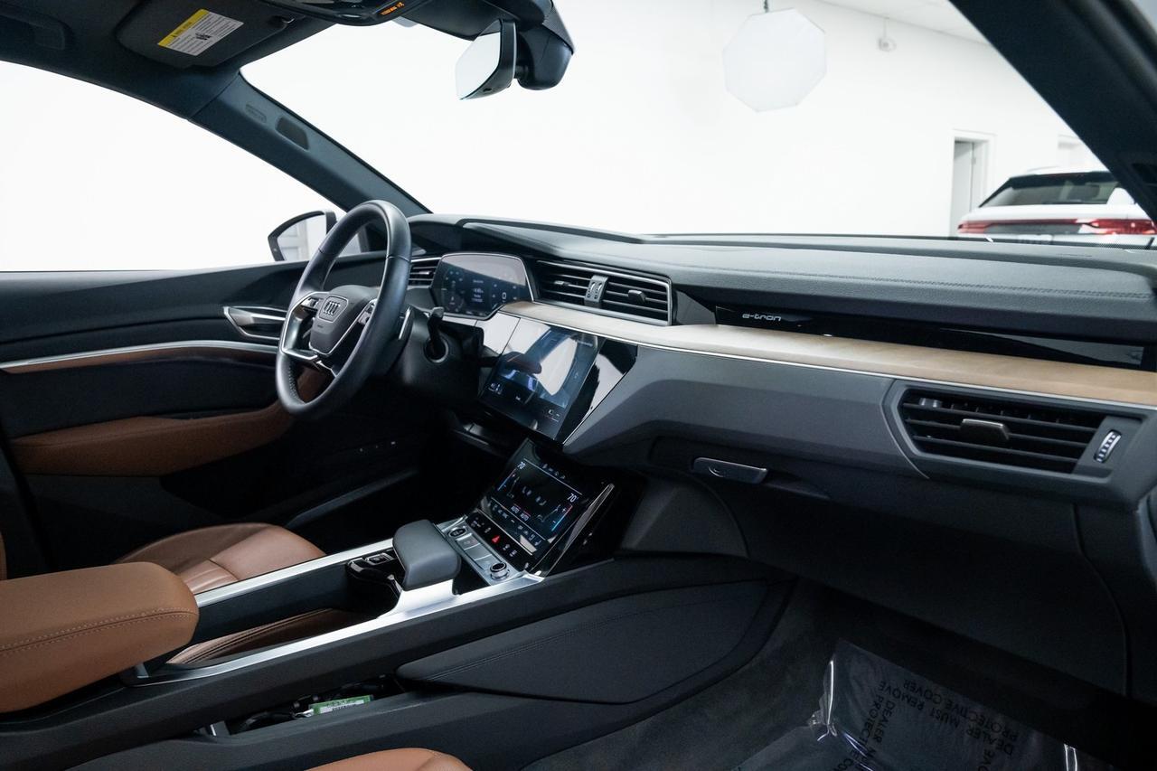 2024 Audi Q8 e-tron Premium Plus 1 Owner Vented Seats Portland OR