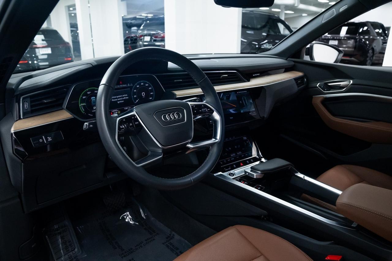 2024 Audi Q8 e-tron Premium Plus 1 Owner Vented Seats Portland OR