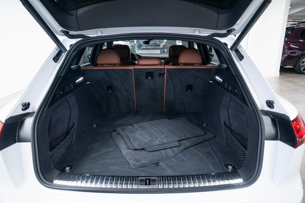 2024 Audi Q8 e-tron Premium Plus 1 Owner Vented Seats Portland OR