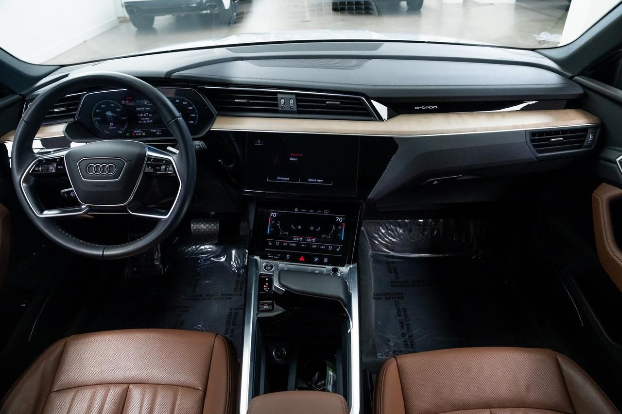 2024 Audi Q8 e-tron Premium Plus 1 Owner Vented Seats Portland OR