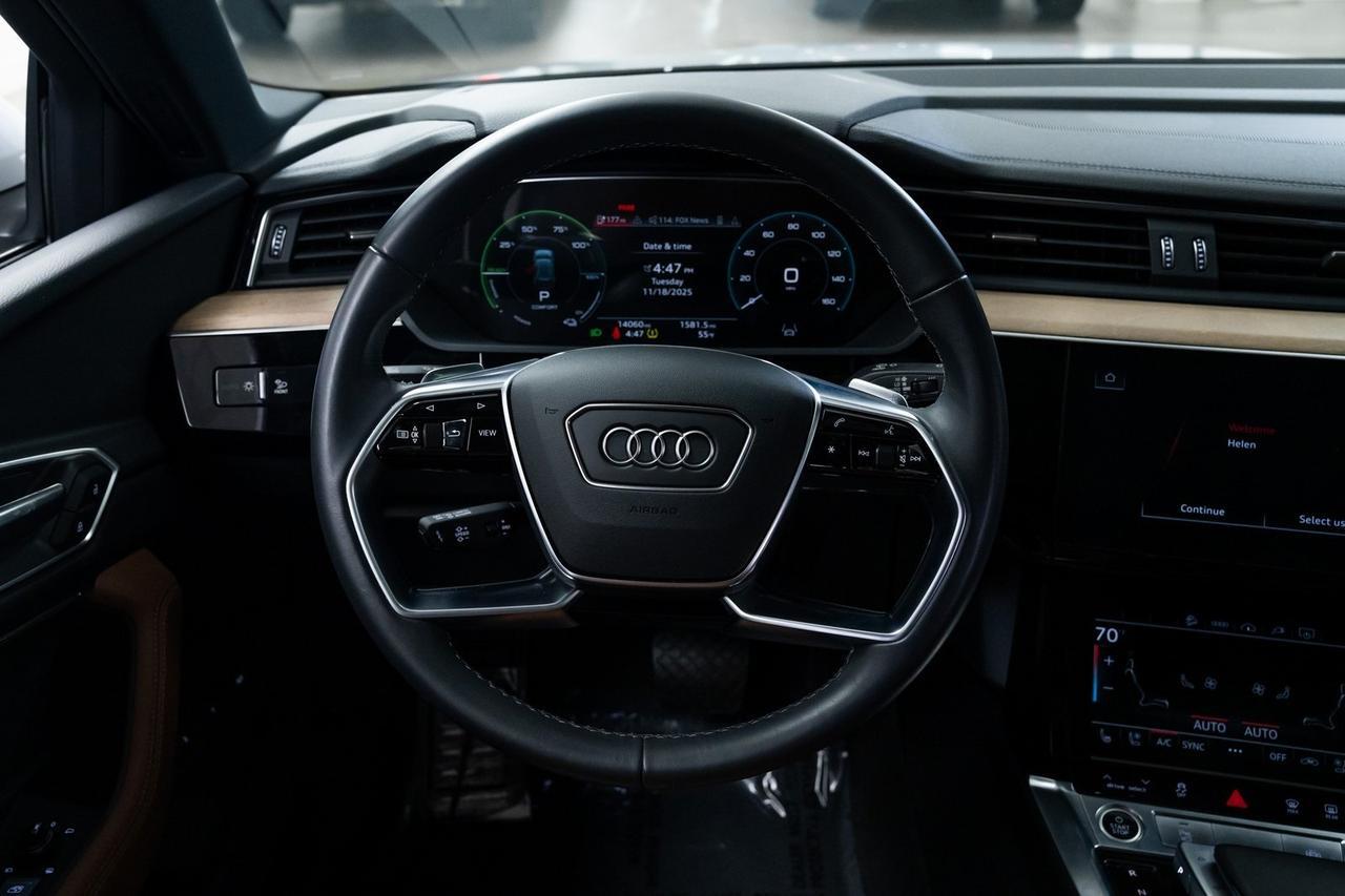 2024 Audi Q8 e-tron Premium Plus 1 Owner Vented Seats Portland OR