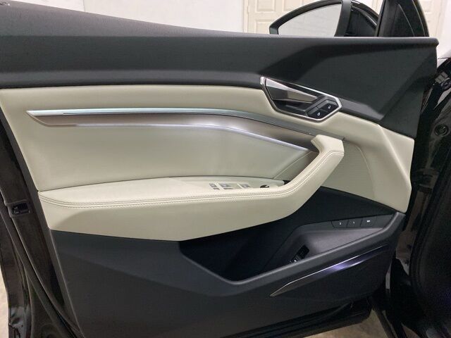 2024 Audi Q8 e-tron Premium Plus Dallas TX