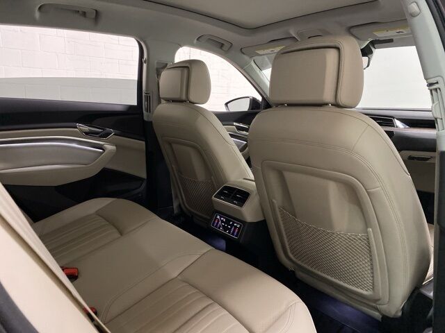 2024 Audi Q8 e-tron Premium Plus Dallas TX