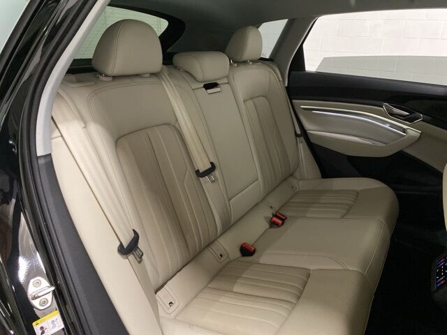 2024 Audi Q8 e-tron Premium Plus Dallas TX