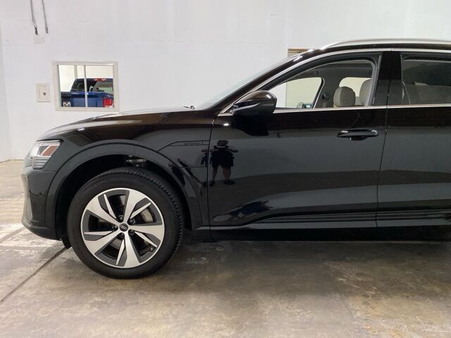 2024 Audi Q8 e-tron Premium Plus Dallas TX