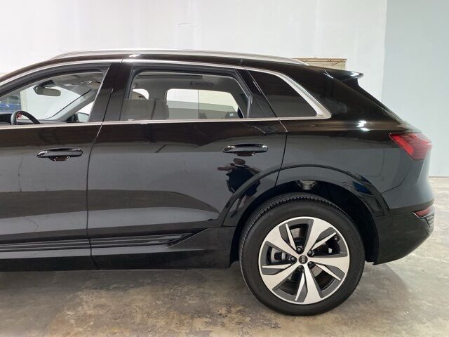 2024 Audi Q8 e-tron Premium Plus Dallas TX