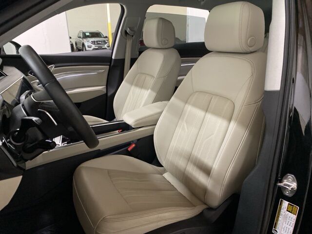 2024 Audi Q8 e-tron Premium Plus Dallas TX