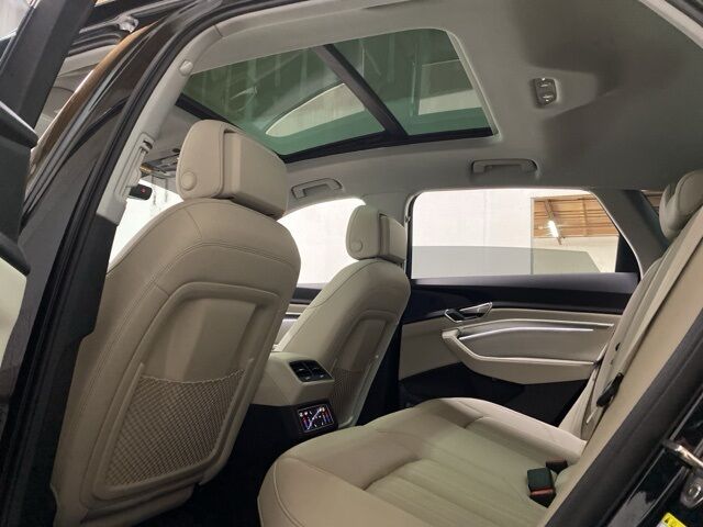 2024 Audi Q8 e-tron Premium Plus Dallas TX