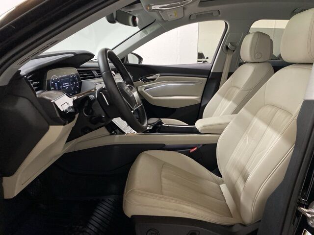 2024 Audi Q8 e-tron Premium Plus Dallas TX