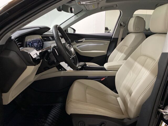2024 Audi Q8 e-tron Premium Plus Dallas TX