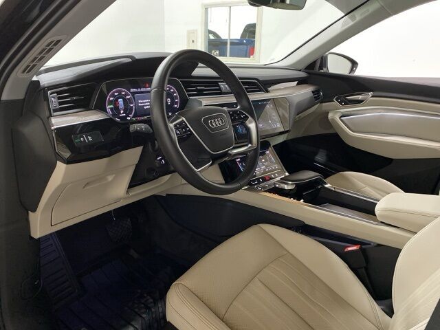 2024 Audi Q8 e-tron Premium Plus Dallas TX