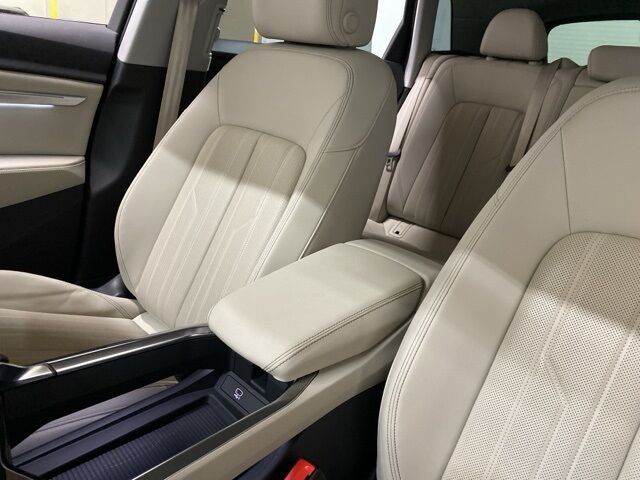 2024 Audi Q8 e-tron Premium Plus Dallas TX