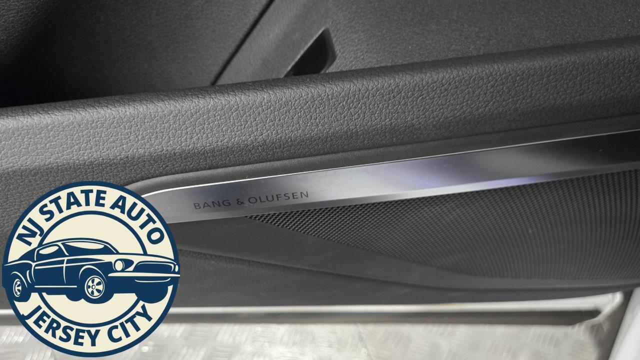 2024 Audi Q8 e-tron Premium Plus Jersey City NJ