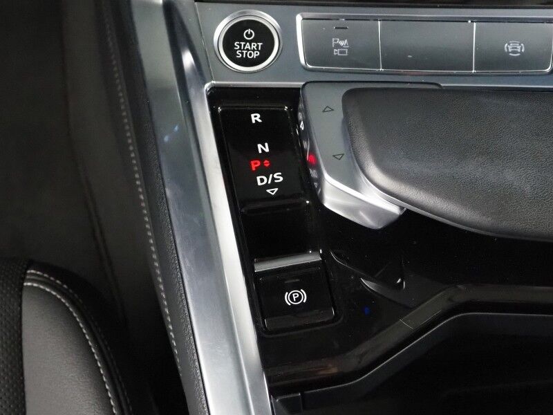 2024 Audi Q8 e-tron Premium Plus Quattro *BLACK OPTIC PKG, NAVIGATION, VIRTUAL COCKPIT, ADAPTIVE CRUISE, SAFETY ALERTS, 360 CAMERAS, PANO MOONROOF, LEATHER, CLIMATE SEATS, HEATED STEERING, BANG & OLUFSEN, WIRELESS CHARGING, ANDROID & APPLE Round Rock TX