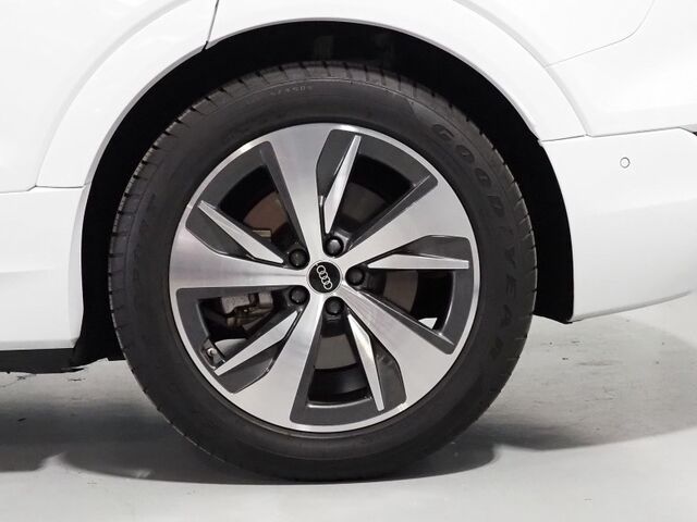 2024 Audi Q8 e-tron Premium Plus Quattro *NAVIGATION, VIRTUAL COCKPIT, ADAPTIVE CRUISE, SAFETY ALERTS, 360 CAMERAS, PANO MOONROOF, LEATHER, CLIMATE SEATS, HEATED STEERING, BANG & OLUFSEN, WIRELESS CHARGING, ANDROID & APPLE Round Rock TX