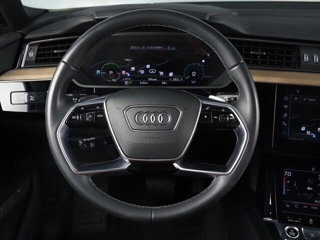 2024 Audi Q8 e-tron Premium Plus Quattro *NAVIGATION, VIRTUAL COCKPIT, ADAPTIVE CRUISE, SAFETY ALERTS, 360 CAMERAS, PANO MOONROOF, LEATHER, CLIMATE SEATS, HEATED STEERING, BANG & OLUFSEN, WIRELESS CHARGING, ANDROID & APPLE Round Rock TX