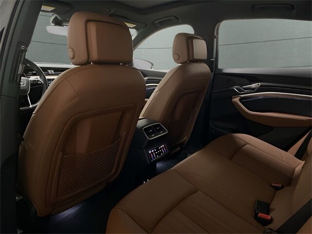 2024 Audi Q8 e-tron Premium Plus Sportback S line quattro Dallas TX