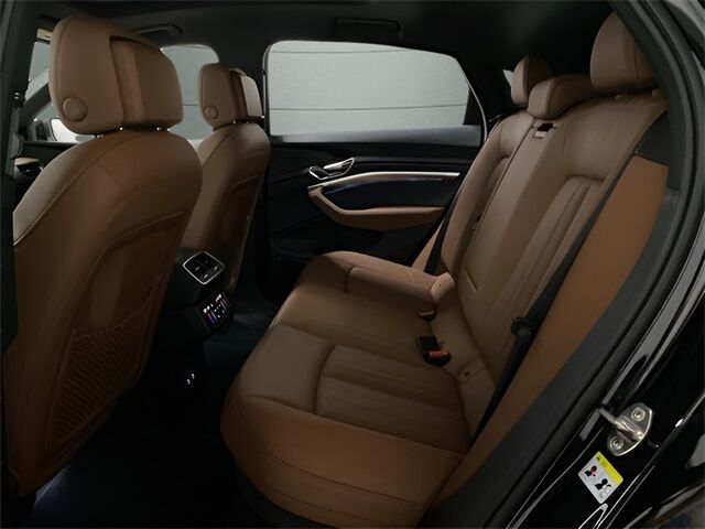 2024 Audi Q8 e-tron Premium Plus Sportback S line quattro Dallas TX