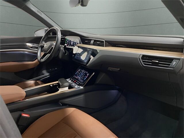 2024 Audi Q8 e-tron Premium Plus Sportback S line quattro Dallas TX