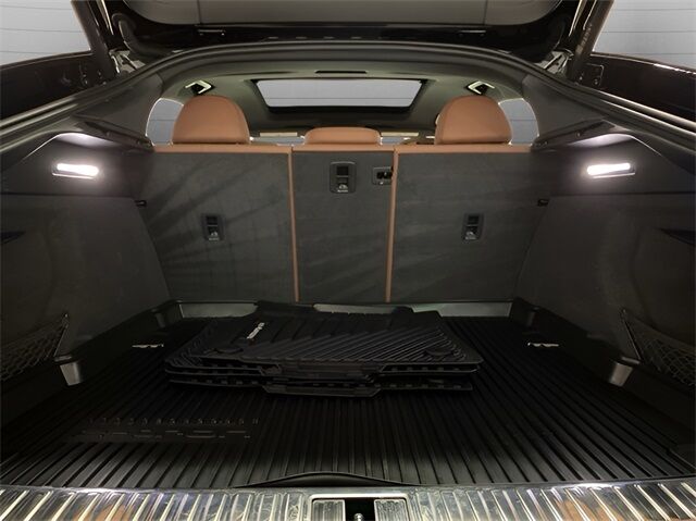 2024 Audi Q8 e-tron Premium Plus Sportback S line quattro Dallas TX