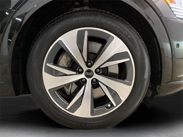 2024 Audi Q8 e-tron Premium Plus Sportback S line quattro Dallas TX