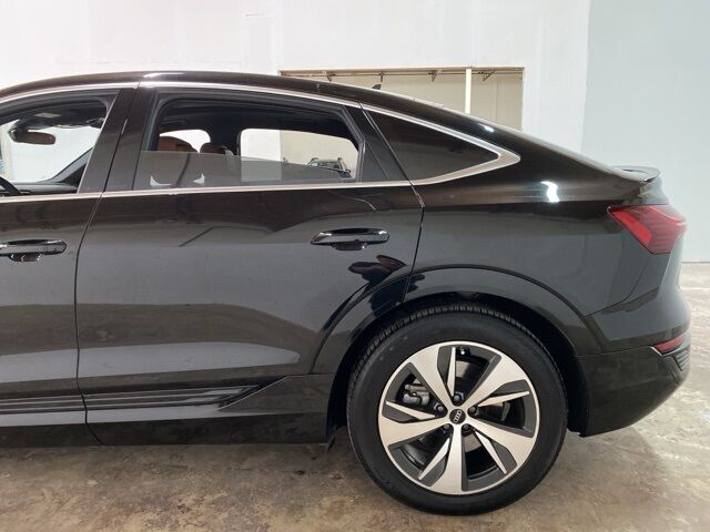 2024 Audi Q8 e-tron Premium Plus Sportback S line quattro Dallas TX