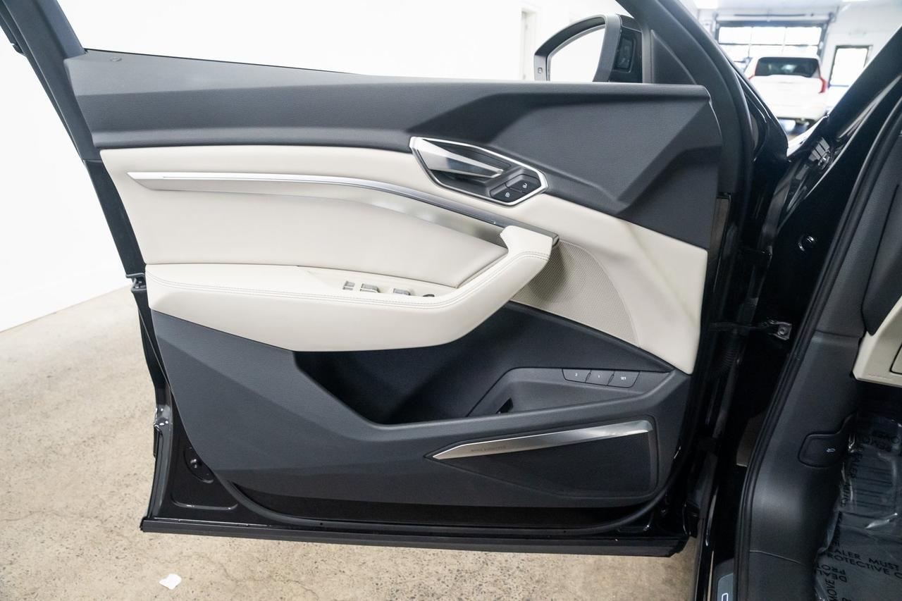 2024 Audi Q8 e-tron Premium Plus Vented Seats Bang &amp; Olufsen Audio Portland OR