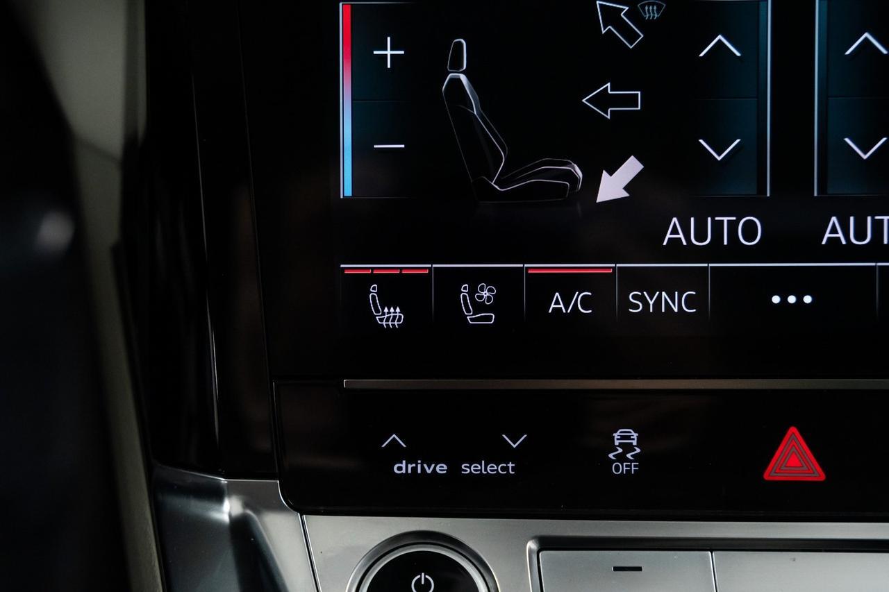 2024 Audi Q8 e-tron Premium Plus Vented Seats Bang &amp; Olufsen Audio Portland OR