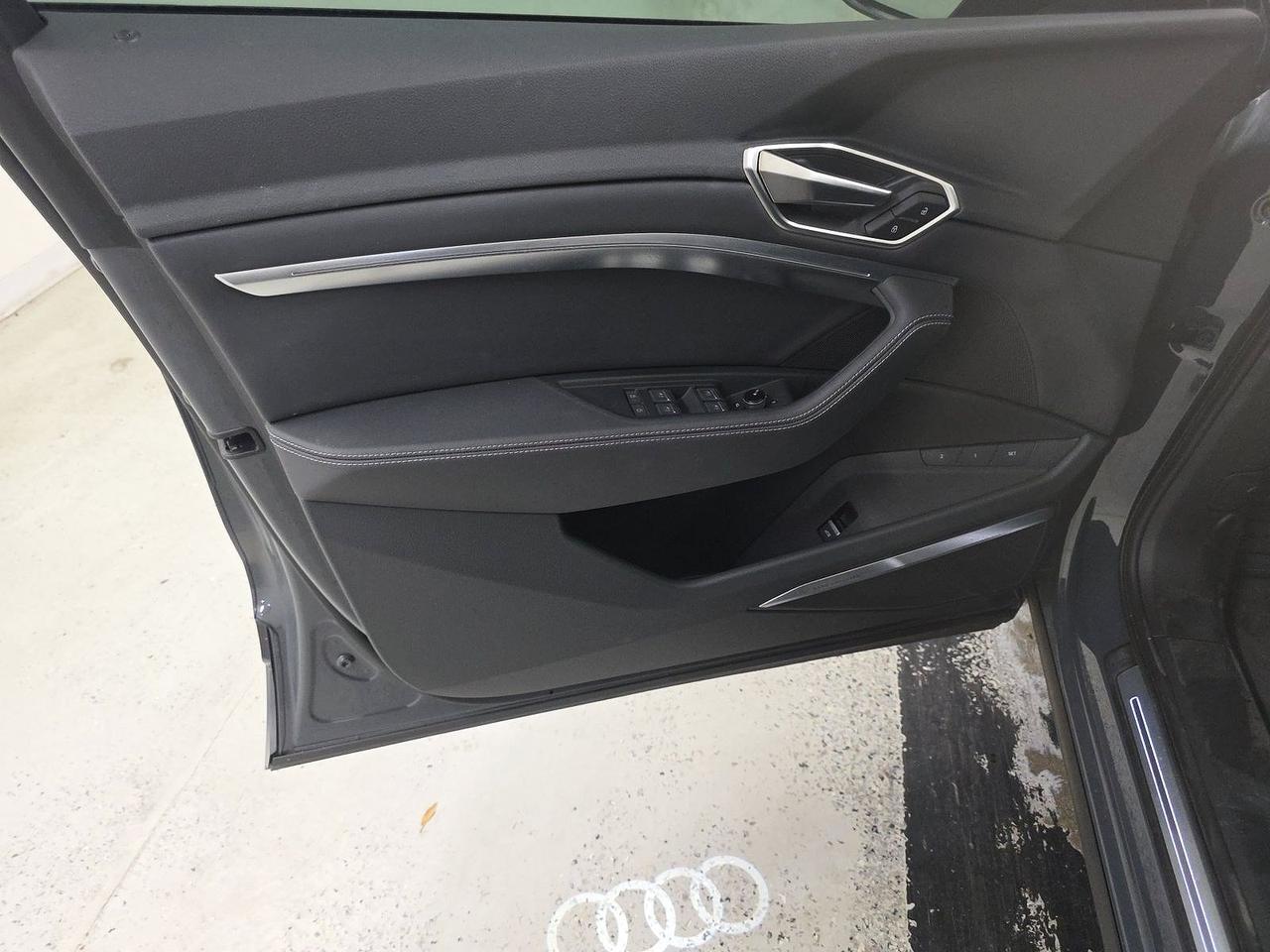 2024 Audi Q8 e-tron Premium Plus quattro AC Charging Package / Bang &amp; Olufsen Sound Portland OR