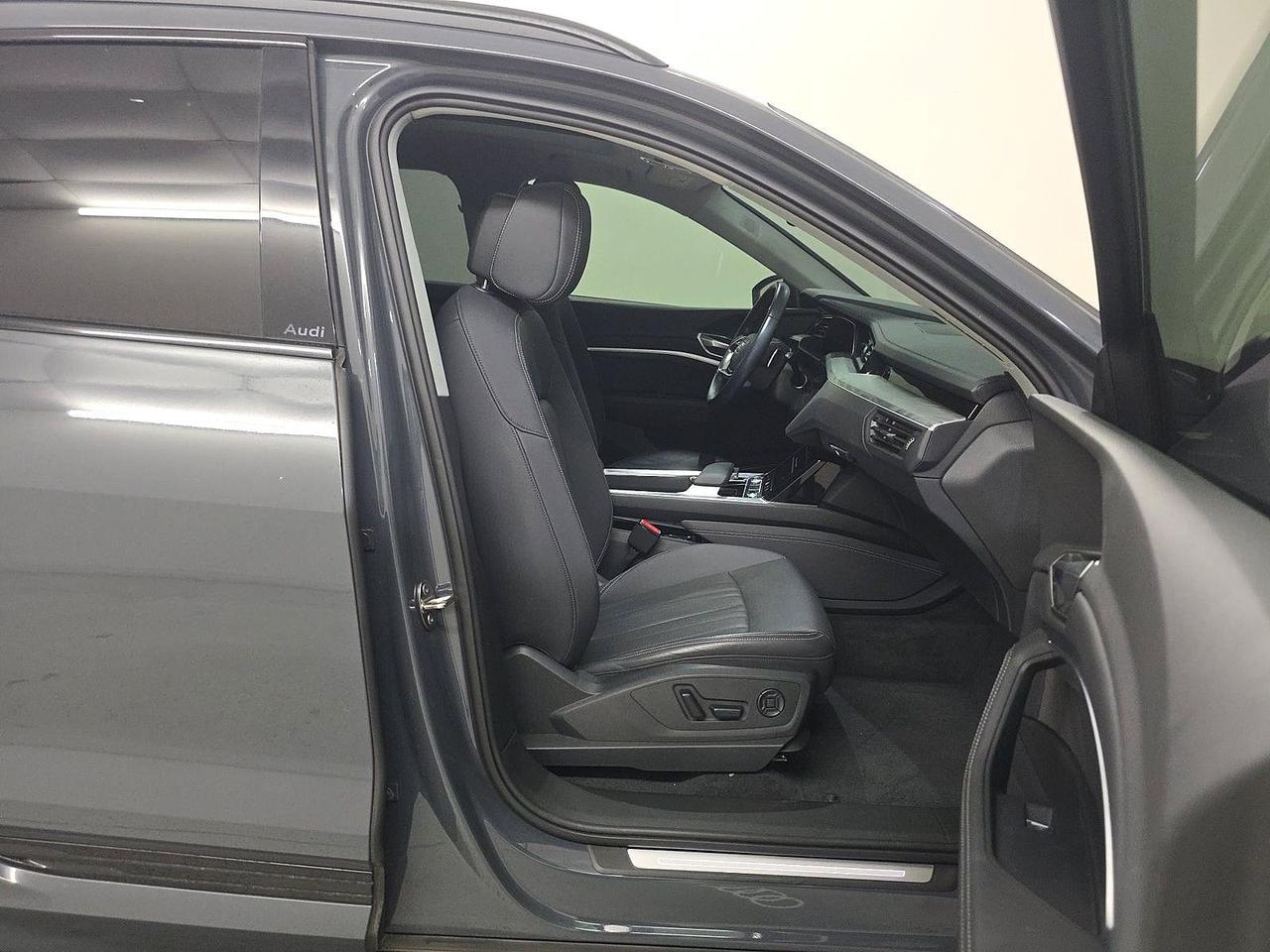 2024 Audi Q8 e-tron Premium Plus quattro AC Charging Package / Bang &amp; Olufsen Sound Portland OR