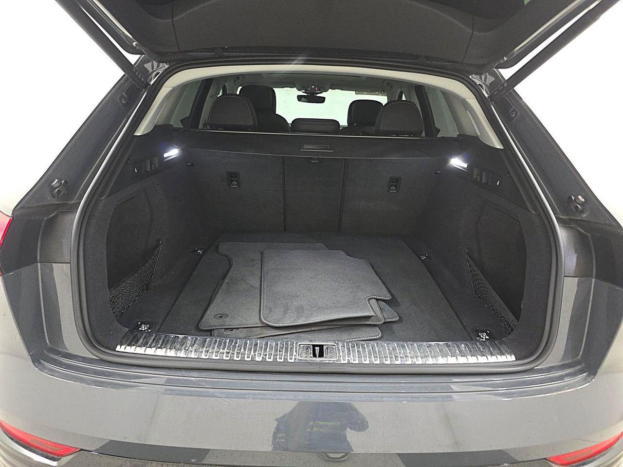 2024 Audi Q8 e-tron Premium Plus quattro AC Charging Package / Bang &amp; Olufsen Sound Portland OR
