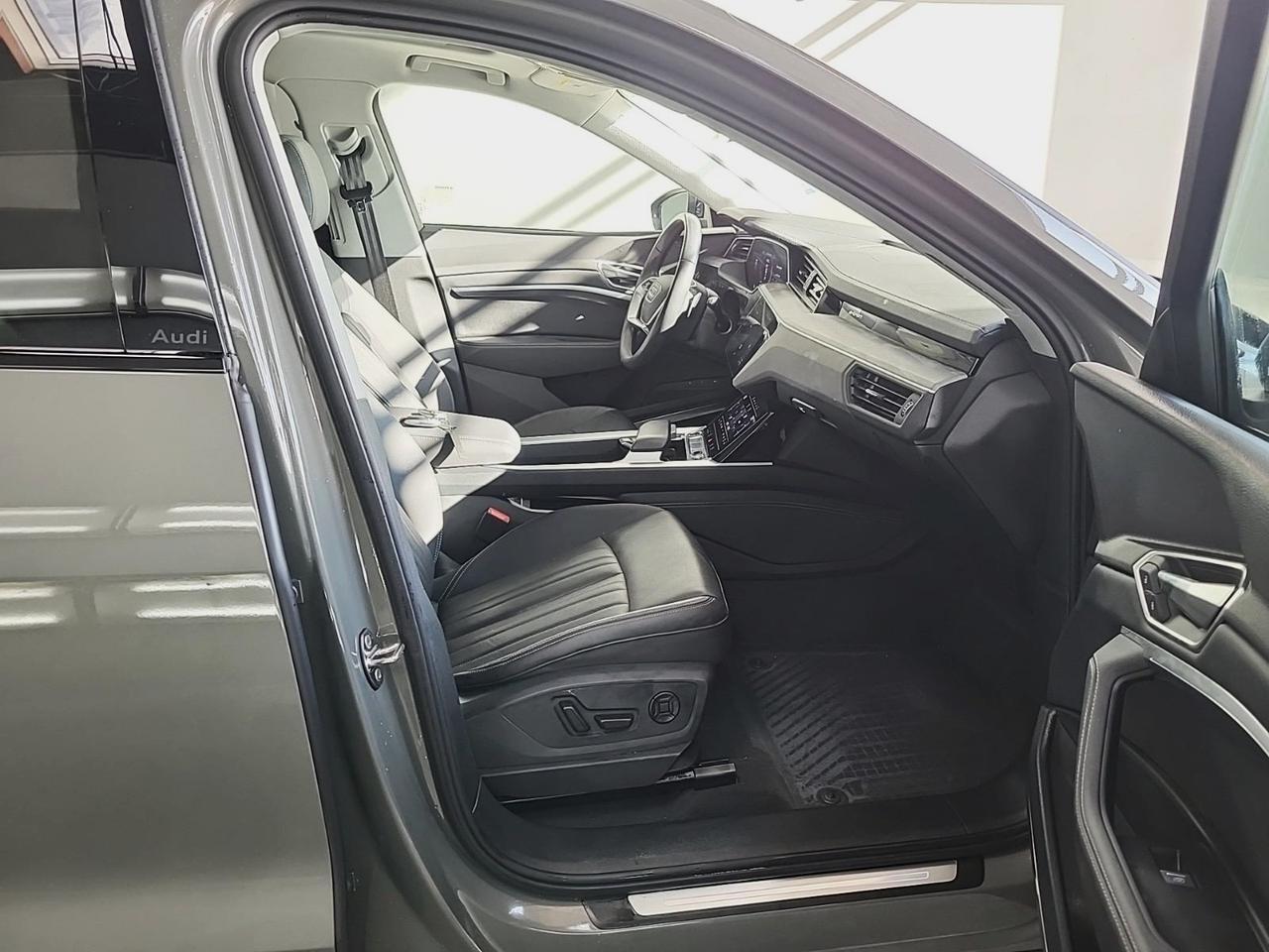 2024 Audi Q8 e-tron Premium Plus quattro Bang &amp; Olufsen Sound AC Charging Package Portland OR