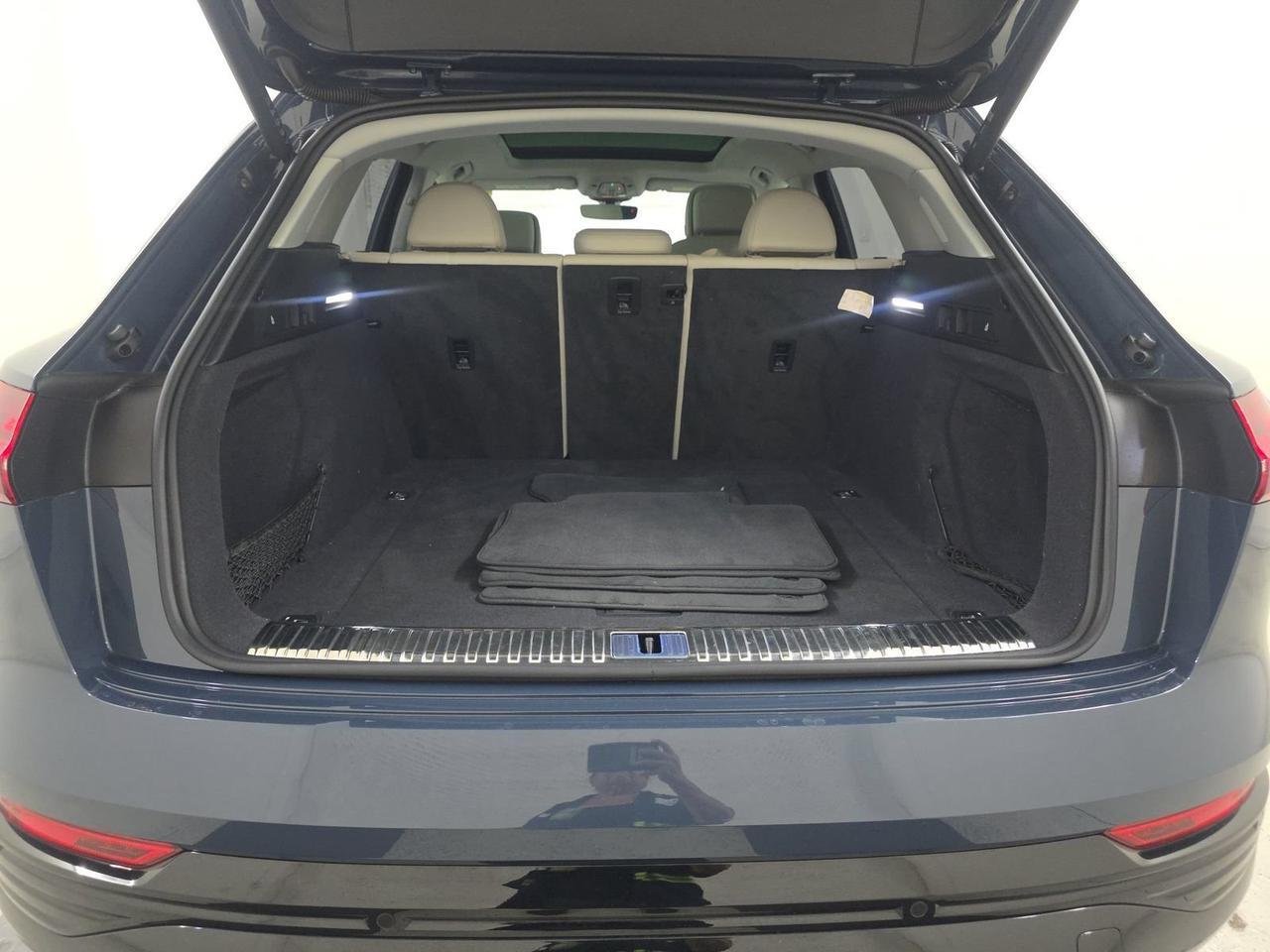 2024 Audi Q8 e-tron Premium Plus quattro Bang &amp; Olufsen Sound / Ventilated Seats Portland OR