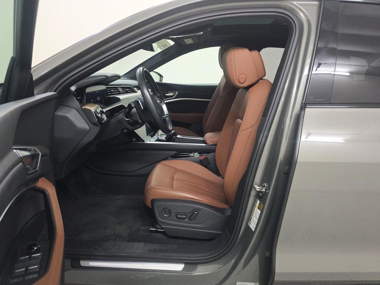 2024 Audi Q8 e-tron Premium Plus quattro Bang &amp; Olufsen Sound Ventilated Seats Portland OR
