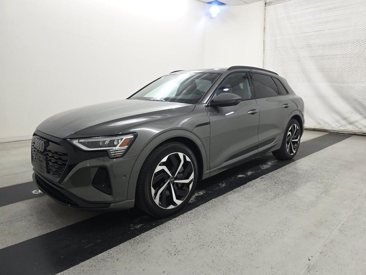 2024 Audi Q8 e-tron Premium Plus quattro Bang &amp; Olufsen Sound Ventilated Seats Portland OR