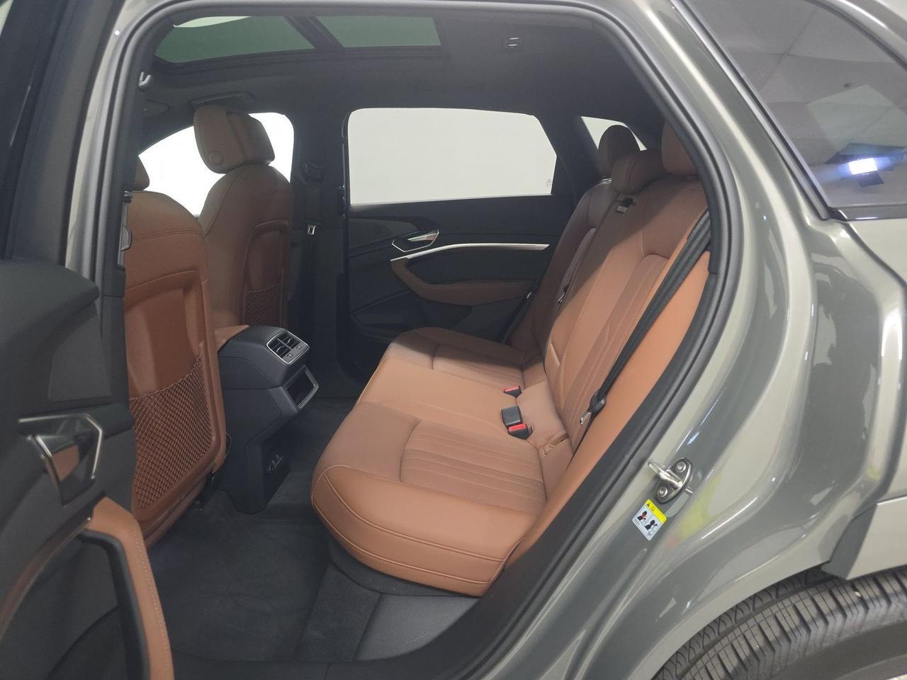 2024 Audi Q8 e-tron Premium Plus quattro Bang &amp; Olufsen Sound Ventilated Seats Portland OR