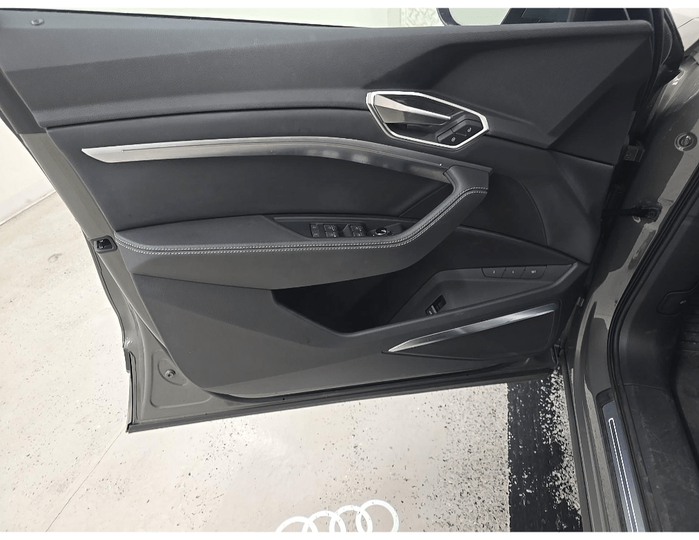 2024 Audi Q8 e-tron Premium Plus quattro Bang &amp; Olufsen Sound Ventilated Seats Portland OR