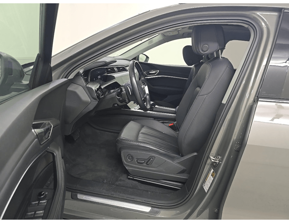2024 Audi Q8 e-tron Premium Plus quattro Bang &amp; Olufsen Sound Ventilated Seats Portland OR