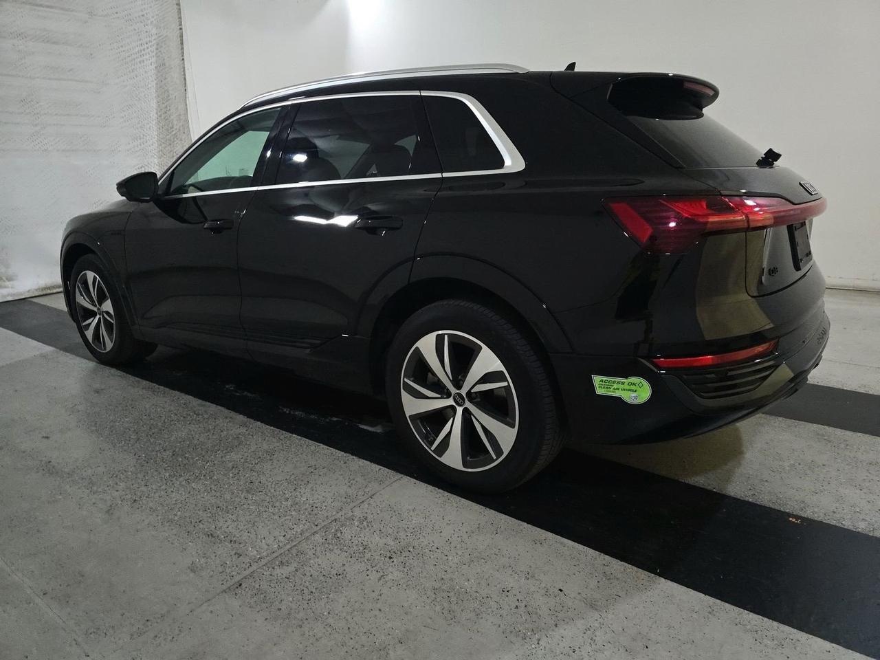 2024 Audi Q8 e-tron Premium Plus quattro Bang &amp; Olufsen Sound Ventilated Seats Portland OR