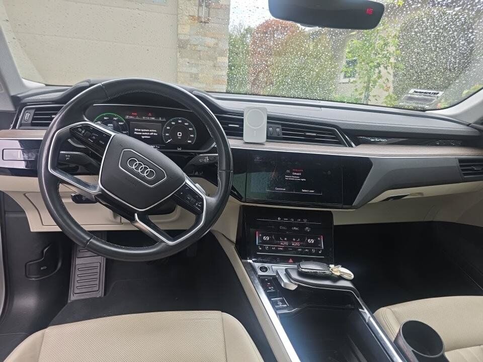 2024 Audi Q8 e-tron Premium Plus quattro Bang &amp; Olufsen Sound / Ventilated Seats Portland OR