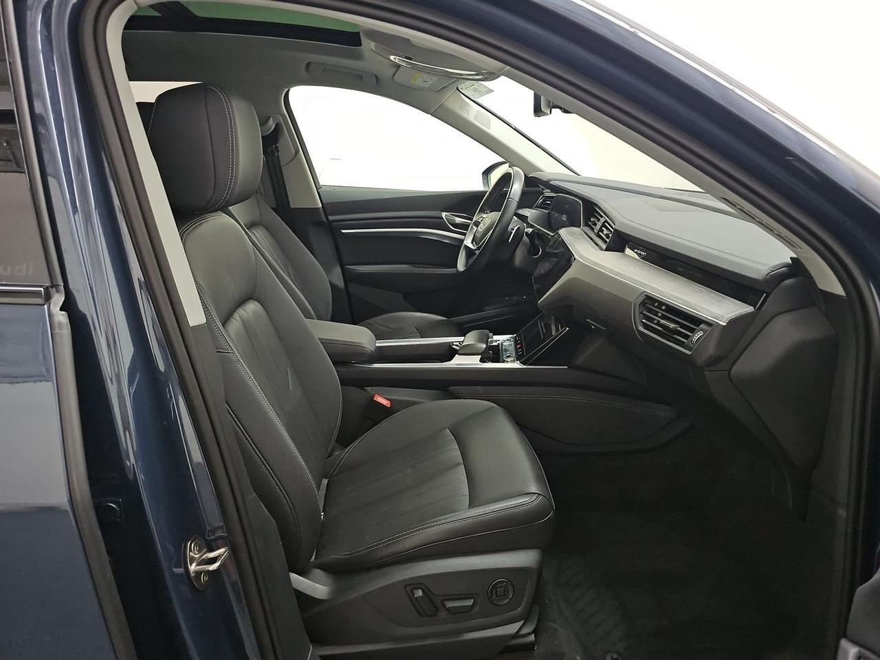 2024 Audi Q8 e-tron Premium Plus quattro Bang &amp; Olufsen Sound Ventilated Seats Portland OR