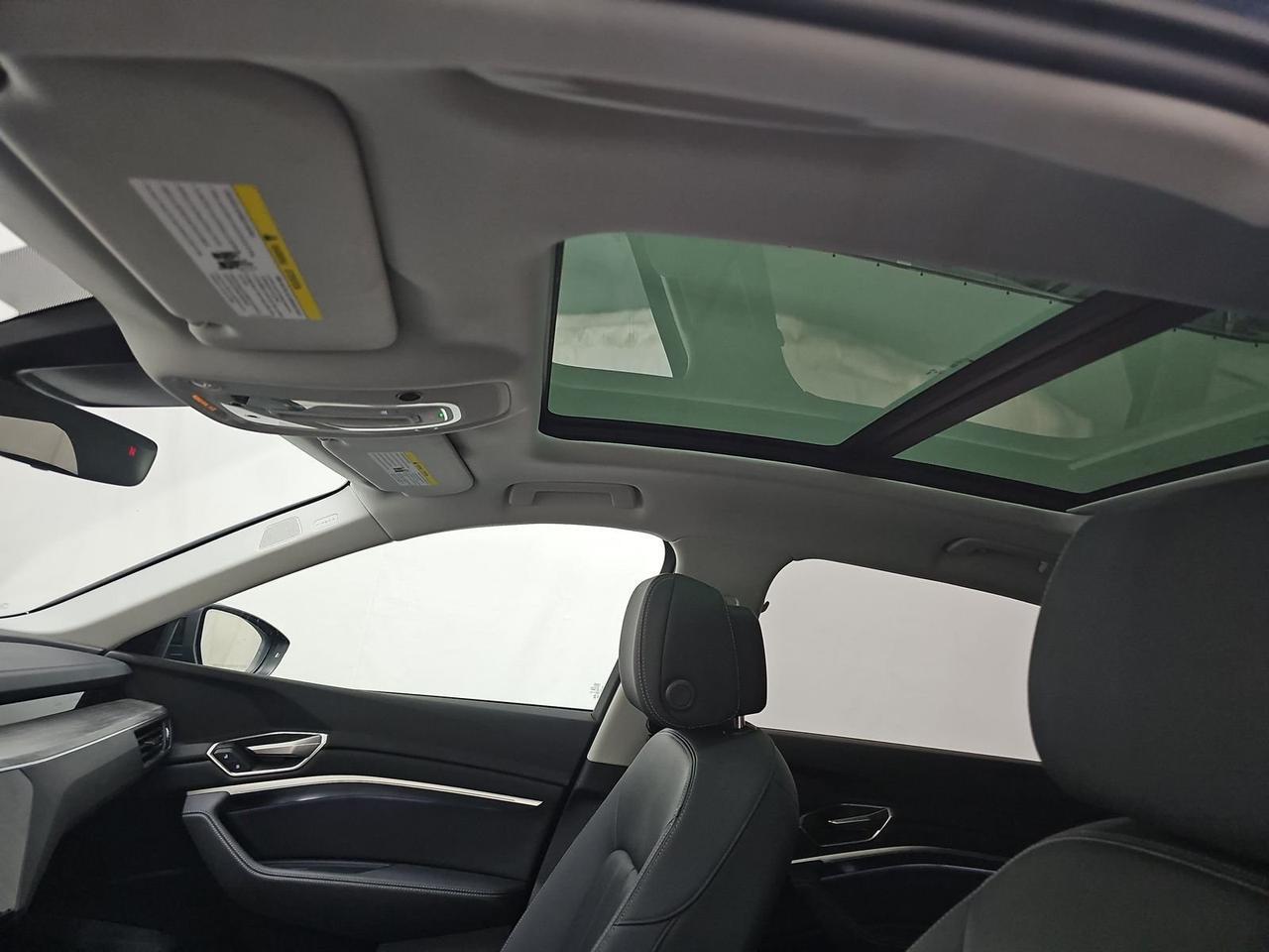 2024 Audi Q8 e-tron Premium Plus quattro Bang &amp; Olufsen Sound Ventilated Seats Portland OR