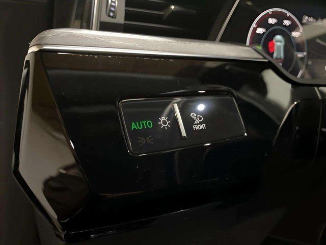 2024 Audi Q8 e-tron Premium Plus quattro Dallas TX