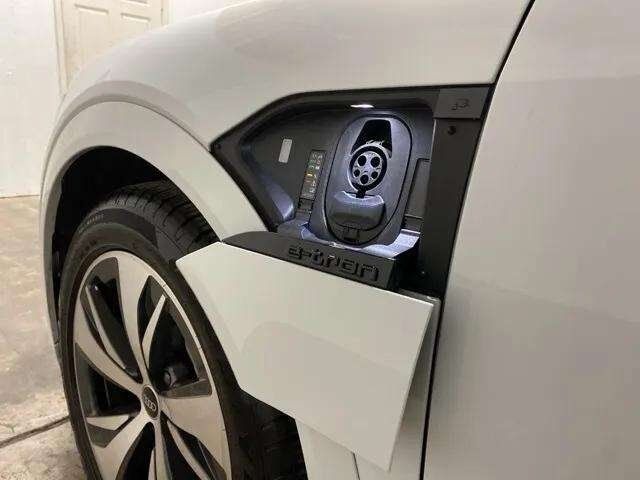 2024 Audi Q8 e-tron Premium Plus quattro Dallas TX