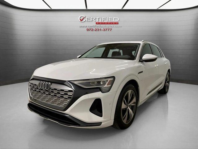 2024 Audi Q8 e-tron Premium Plus quattro